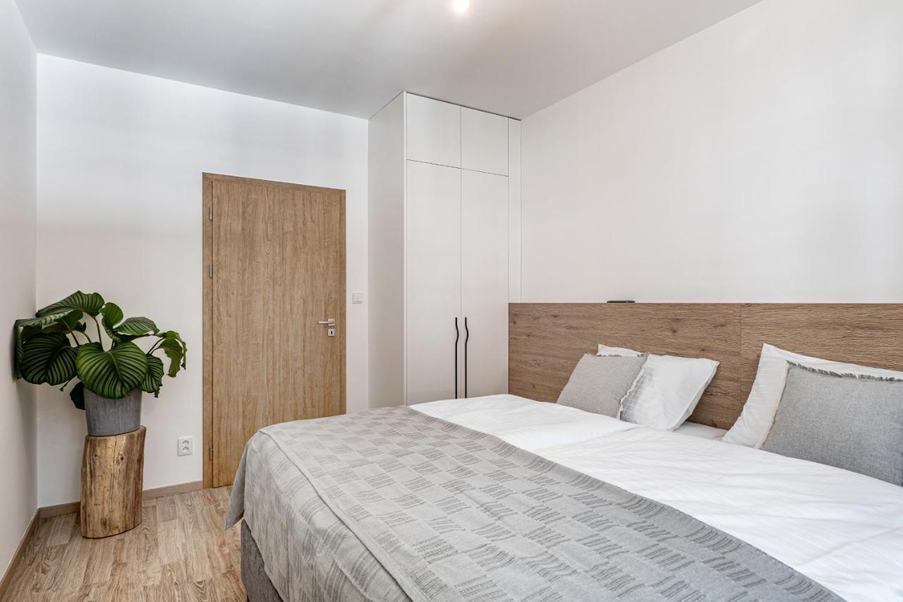 Hubertus Karlova Studanka Aparthotel Buitenkant foto