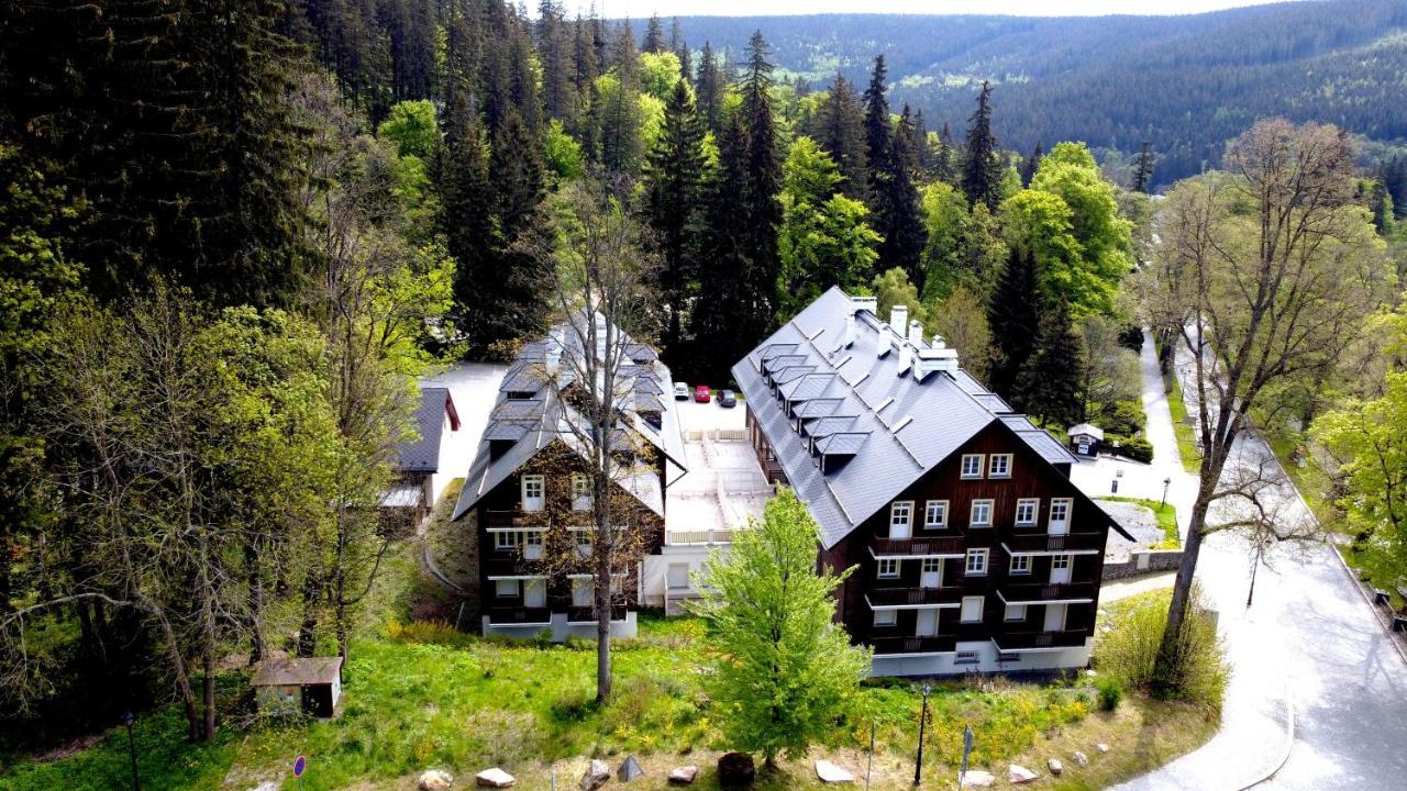 Hubertus Karlova Studanka Aparthotel Buitenkant foto