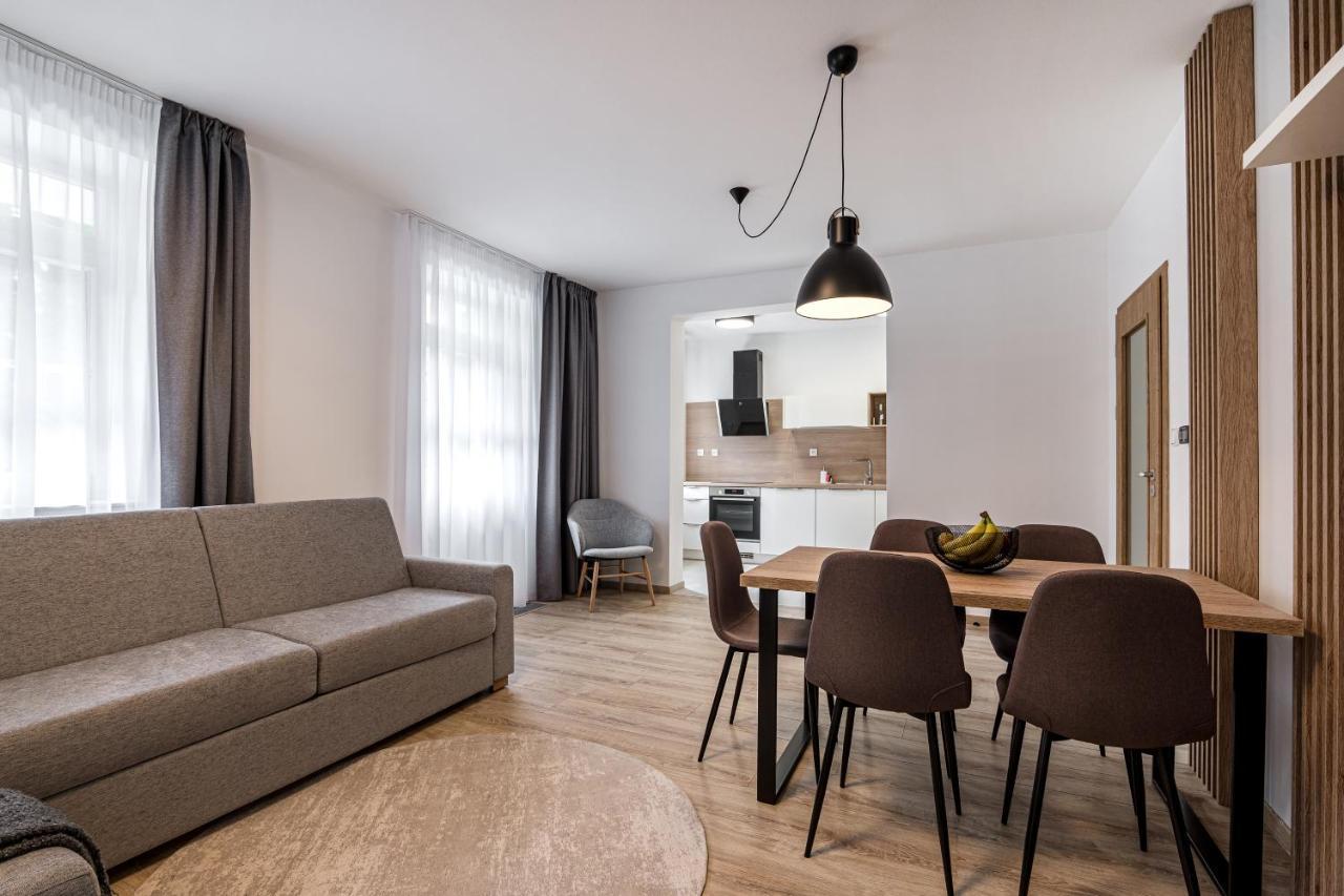 Hubertus Karlova Studanka Aparthotel Buitenkant foto