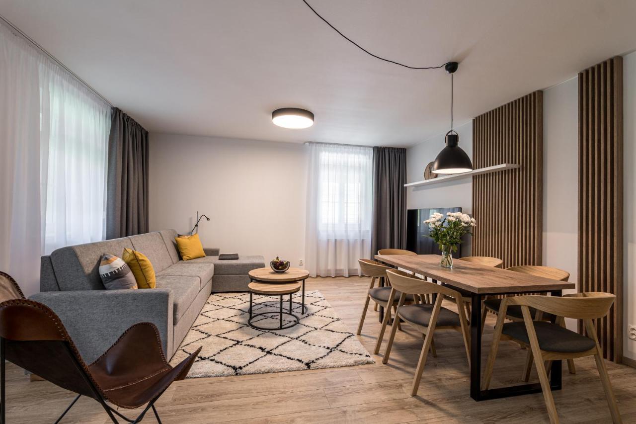Hubertus Karlova Studanka Aparthotel Buitenkant foto