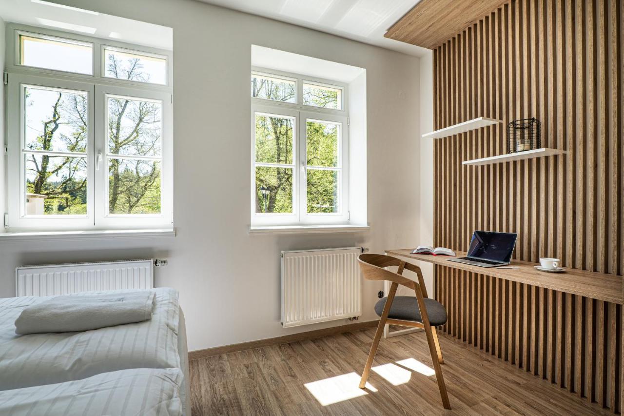 Hubertus Karlova Studanka Aparthotel Buitenkant foto