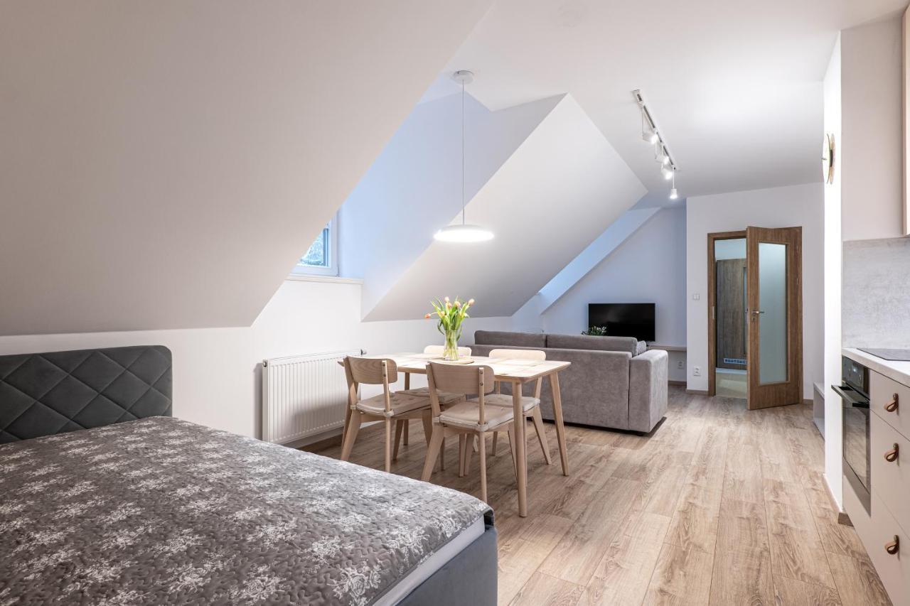 Hubertus Karlova Studanka Aparthotel Buitenkant foto
