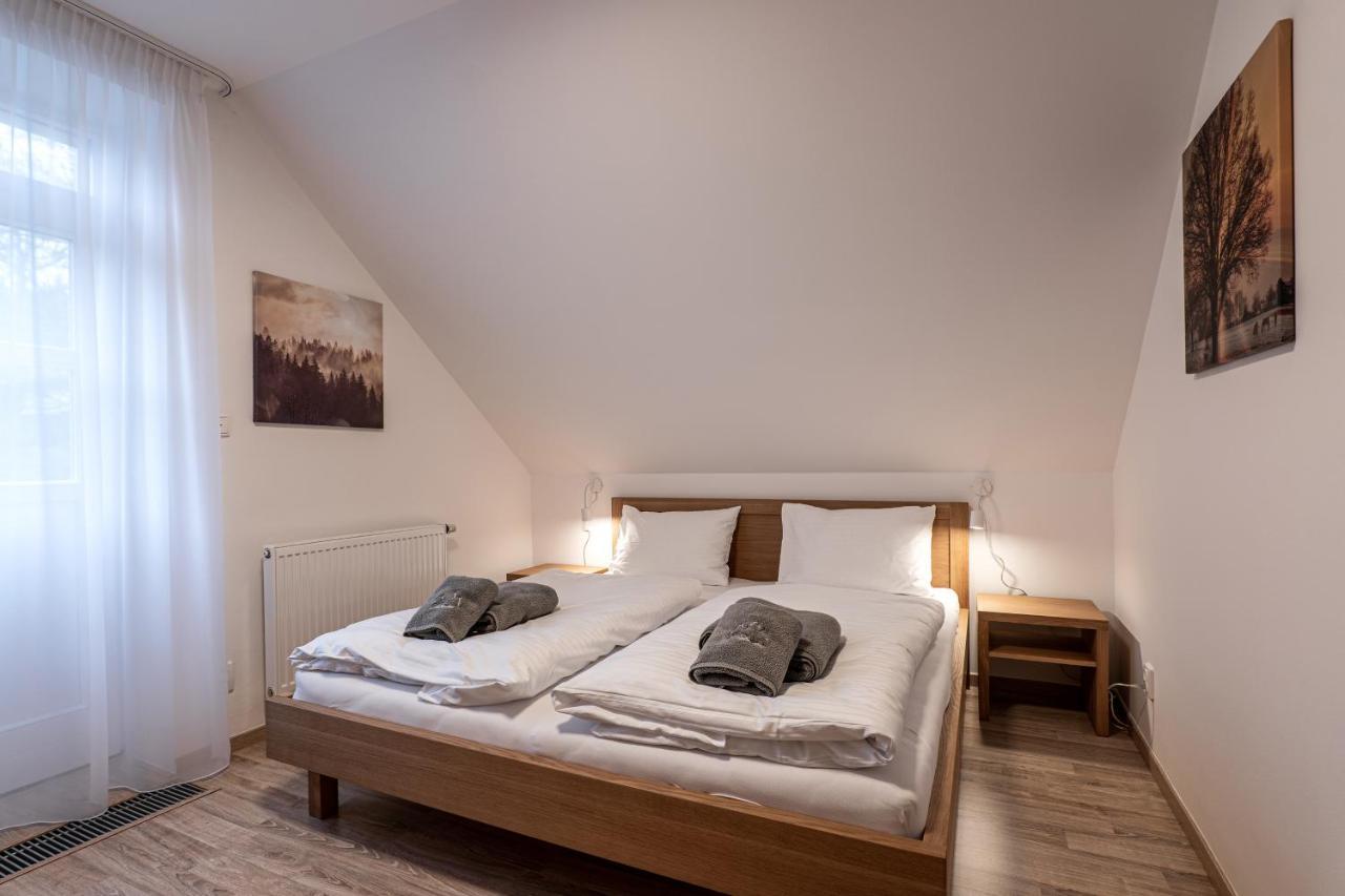 Hubertus Karlova Studanka Aparthotel Buitenkant foto